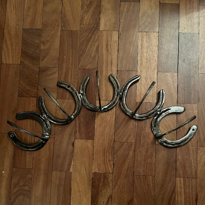 Horseshoe rack large