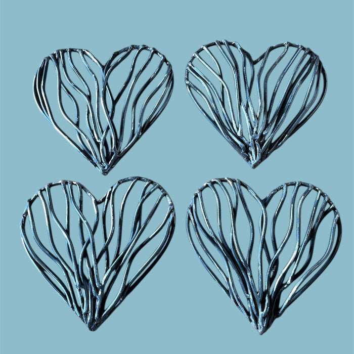 Metal driftwood heart ornament