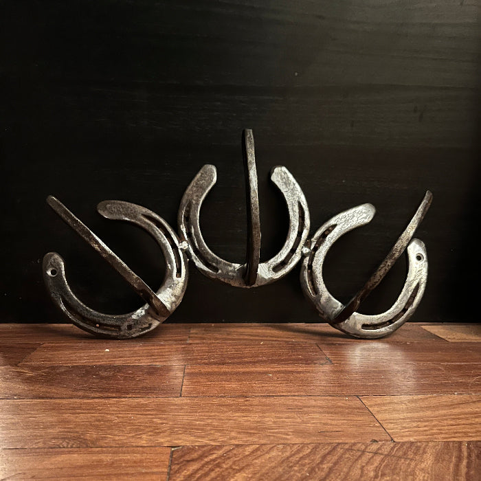 Horseshoe rack medium