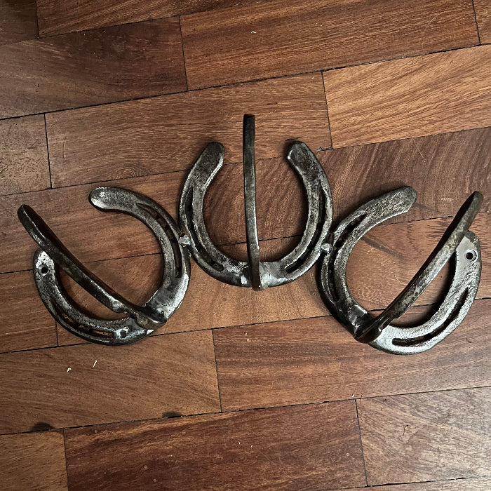 Horseshoe rack medium