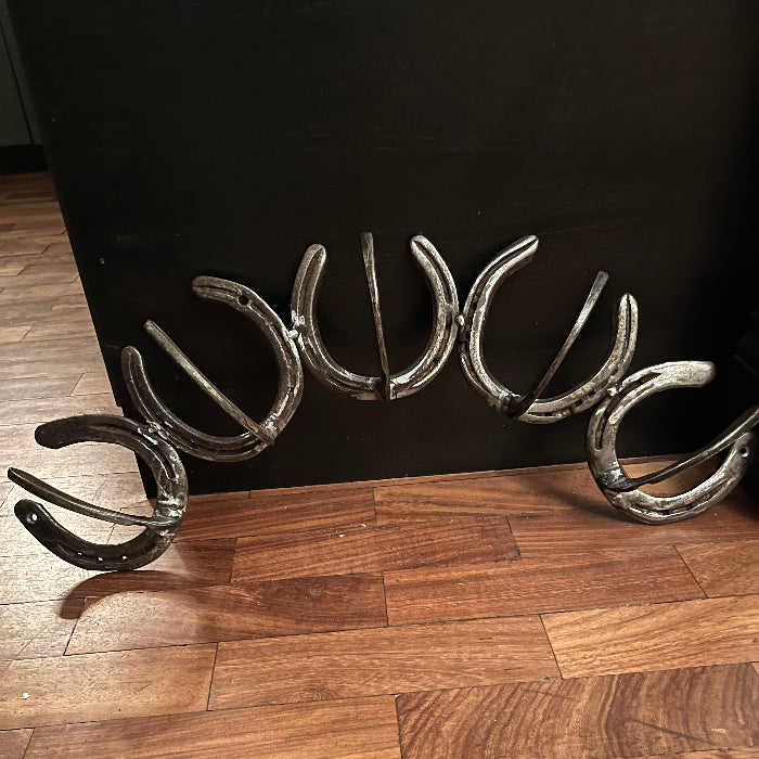 Horseshoe rack large