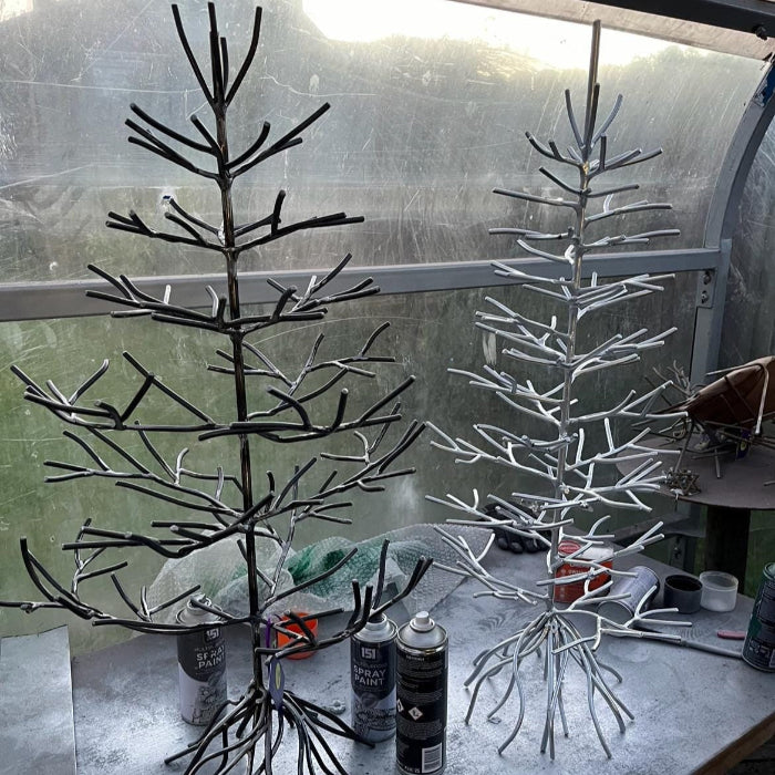 Large tree - regular spaced branches