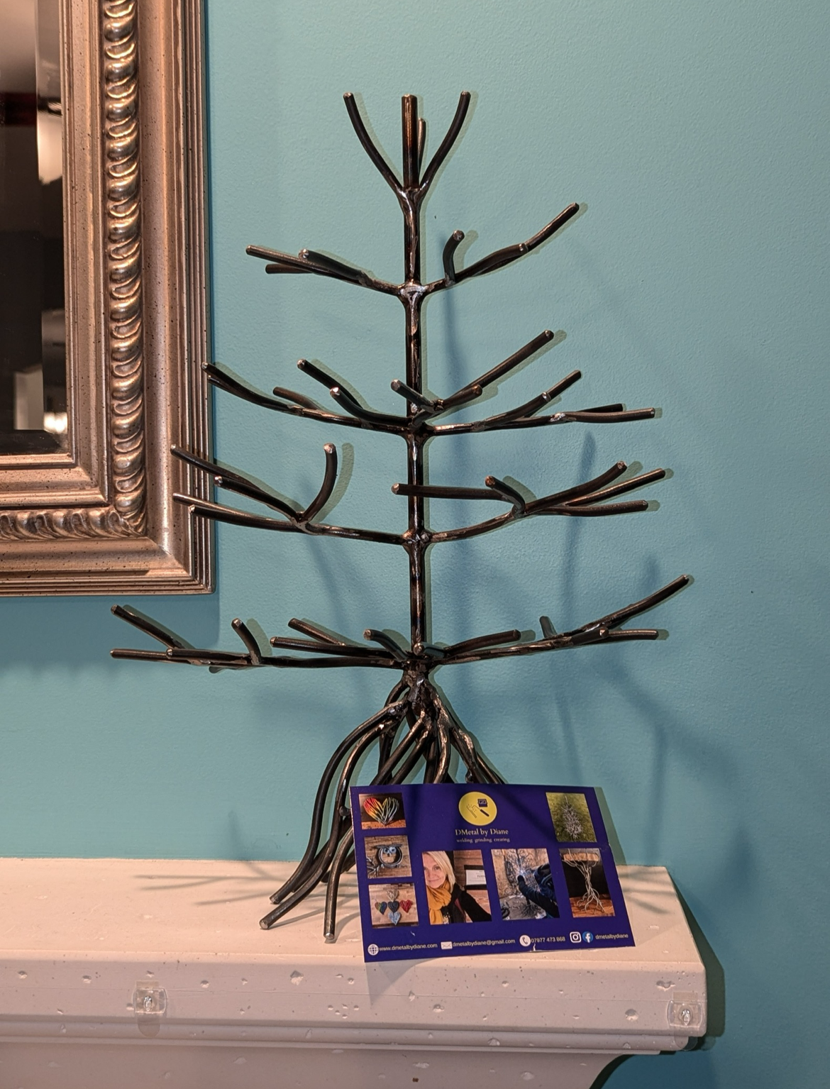 Metal ornamental console style tree small