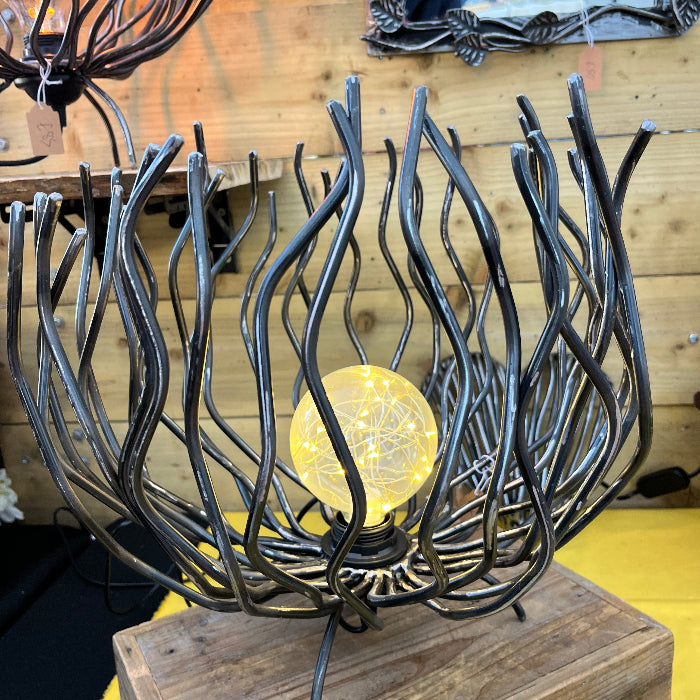Metal Lamp – Large
