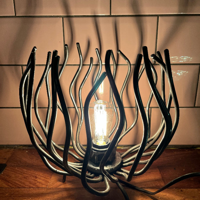 Metal Lamp – Medium